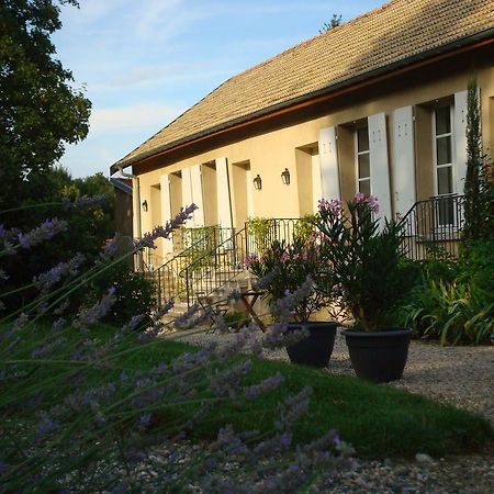 Les Communs Du Manoir Διαμέρισμα Écully Εξωτερικό φωτογραφία
